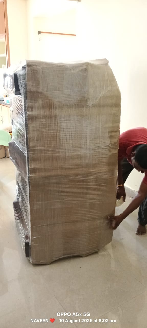 Closed container truck departing for intercity domestic move to Hyderabad